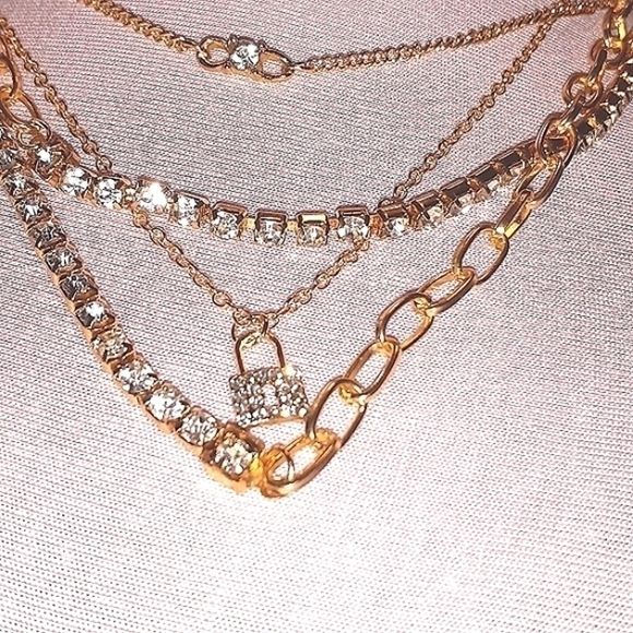 BLING + LUXURY + 4 GOLDEN Strands - Picture 2 of 7